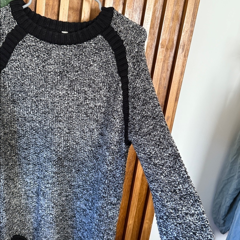 Lululemon Passage Wool Sweater. Size L Black Angel Wing - Picture 6 of 12